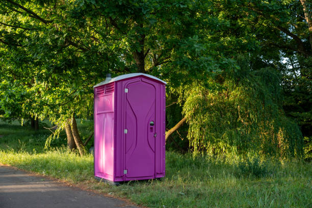 Affordable portable toilet rental in Fort Dick, CA